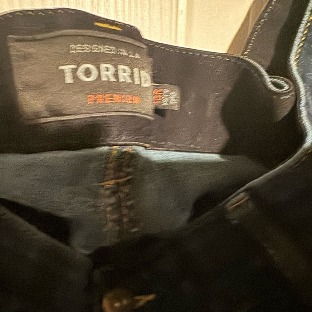 Torrid Bombshell Skinny